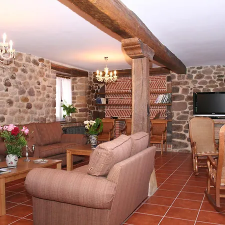 El Arrabal Pensión Arenas de Iguña